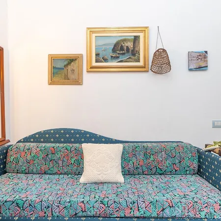 Smeraldo Apartment *